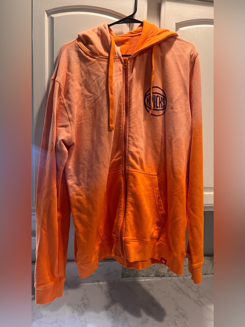 Knicks UNISEX XL Orange Ombre Zip Hoodie